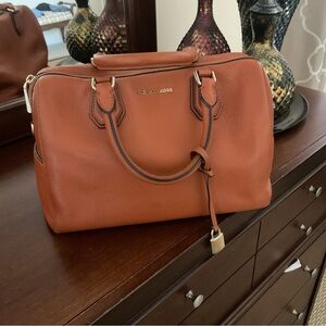 Michael Kors Grayson Medium Pebbled Leather Satchel